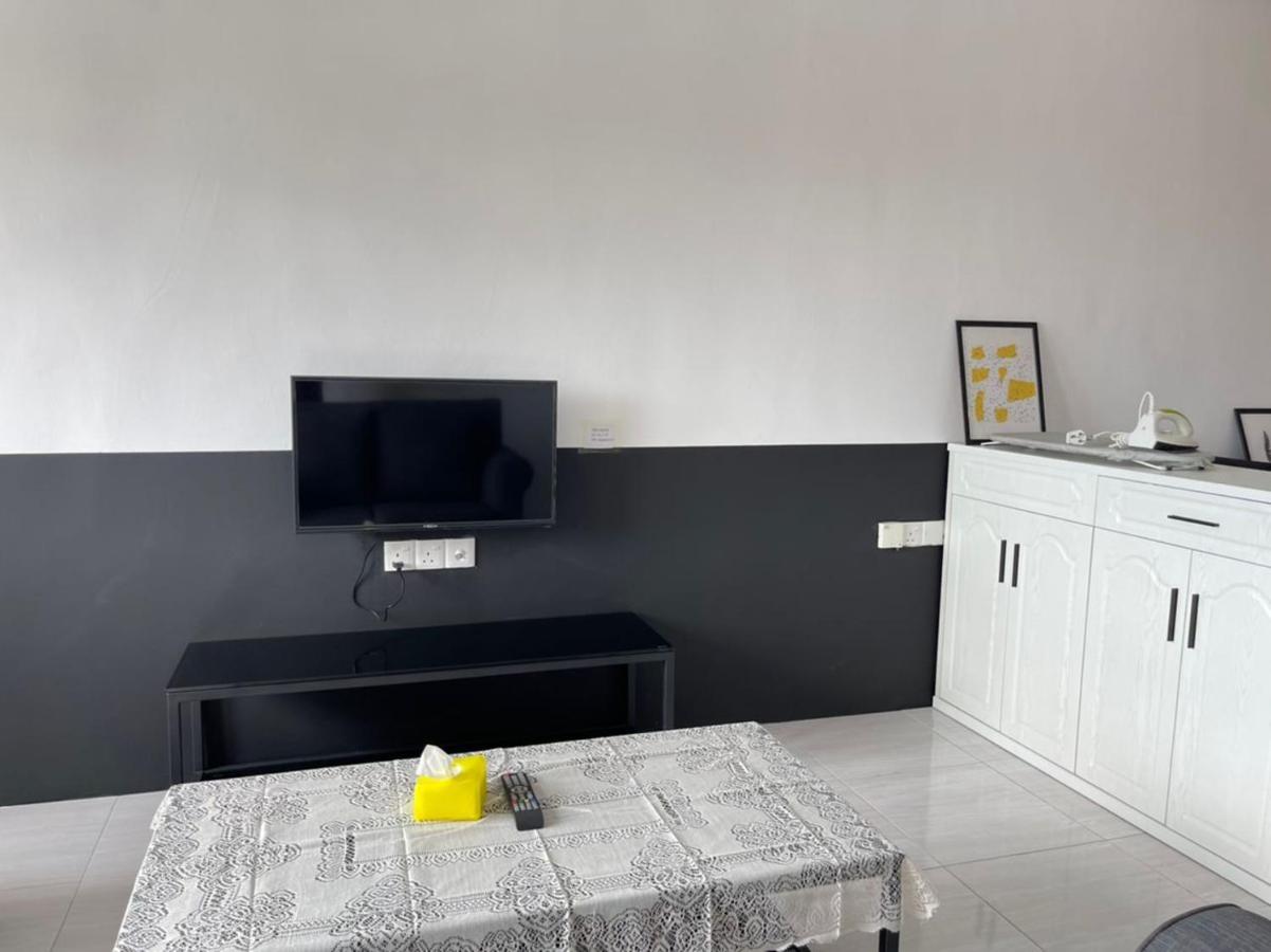 Simfoni Beliza Apartment With Roof Top Pool By Vintage Kuah Exterior foto